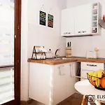 Pit Stop 招待所 比萨