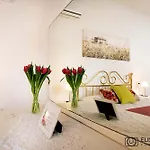 Pit Stop 招待所 比萨