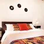 Pit Stop 招待所 比萨