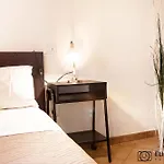 招待所 Pit Stop 3*